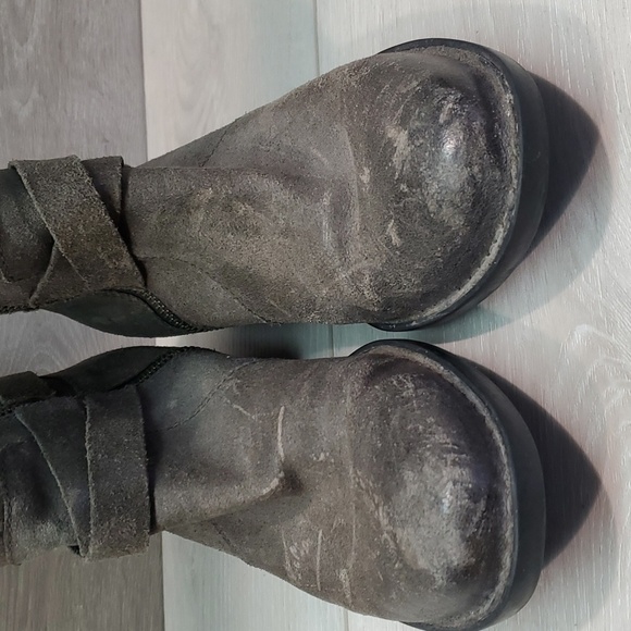 Born Women IVY Comfort Distressed Leather Moto Tall Riding Shoes Boots sz 7.5 - Picture 4 of 12